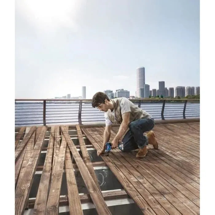Perceuse-visseuse Bosch Professional GSR 18V-50 + 2 batteries 2,0Ah + chargeur GAL 18V-20 + 43 acc